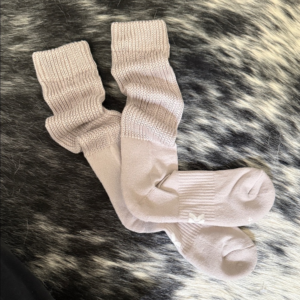 Used Beige Scrunch Socks